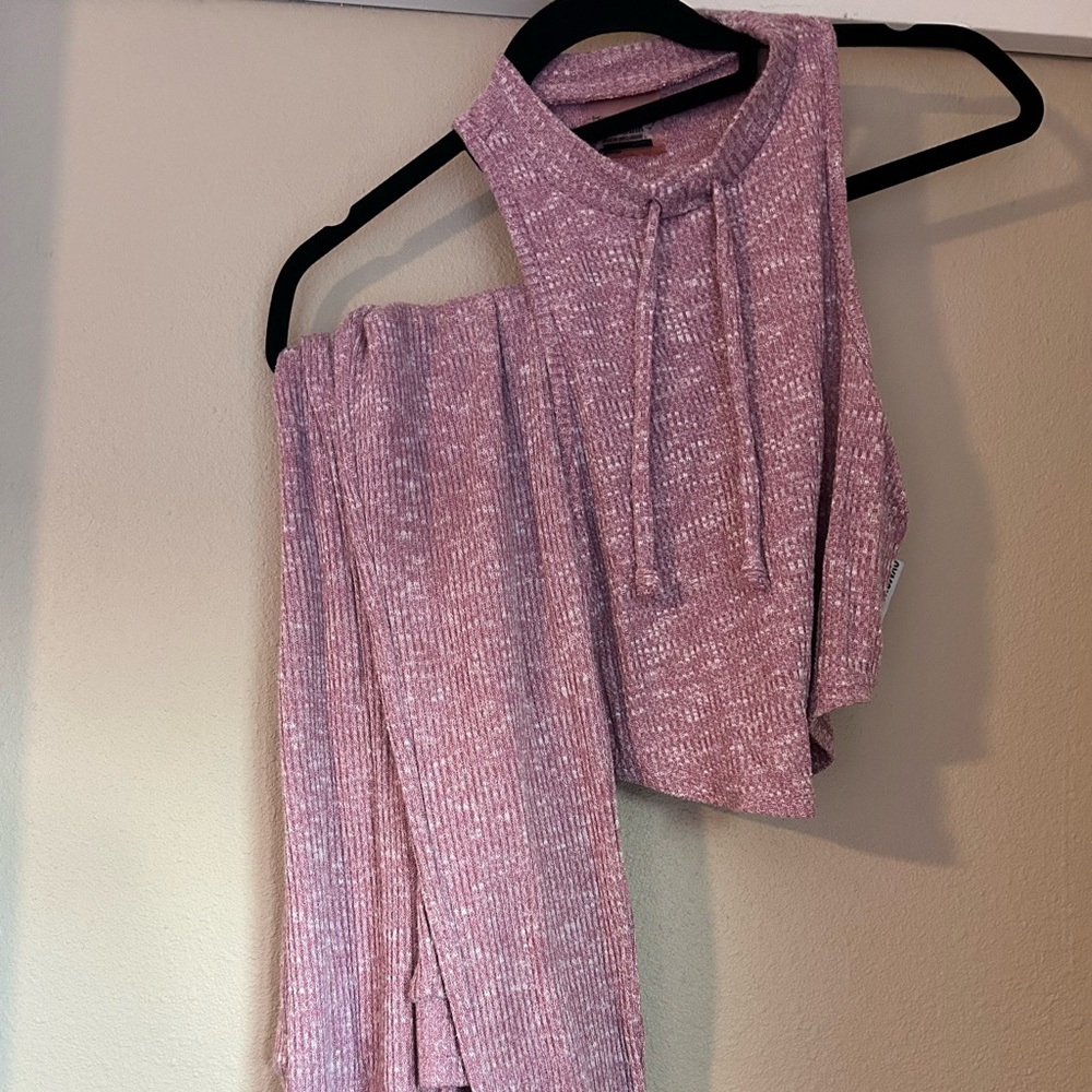 Gymshark top and legging set in pink